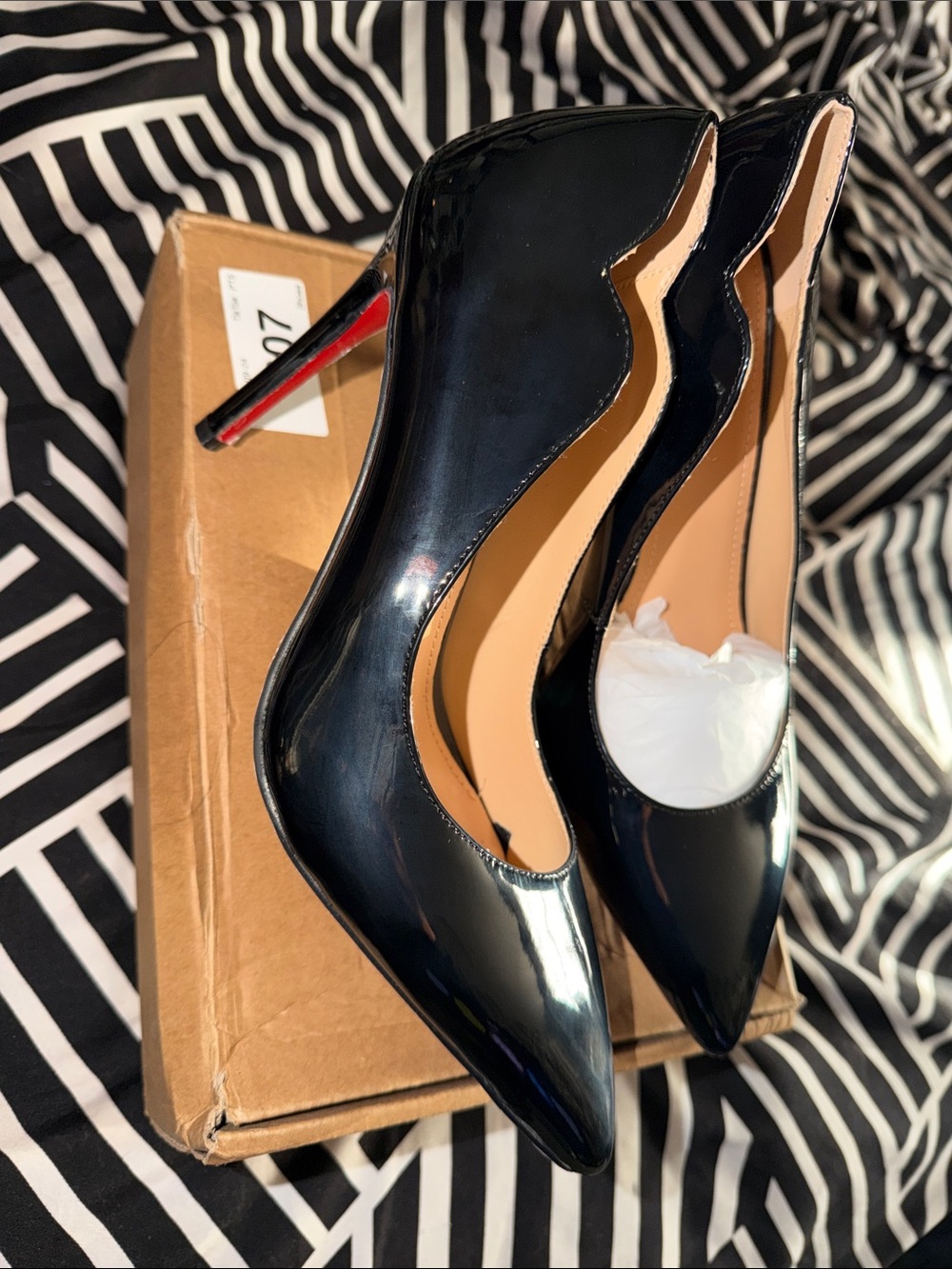 Black Patent Pointed-Toe Red bottom High Heels - Women's Dress Pumps
